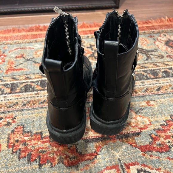 Black Women’s Boots - Picture 2 of 3